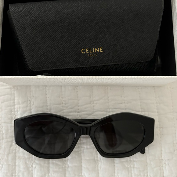 NEW Celine Triomphe cat eye sunglasses, black, with case - Picture 3 of 6